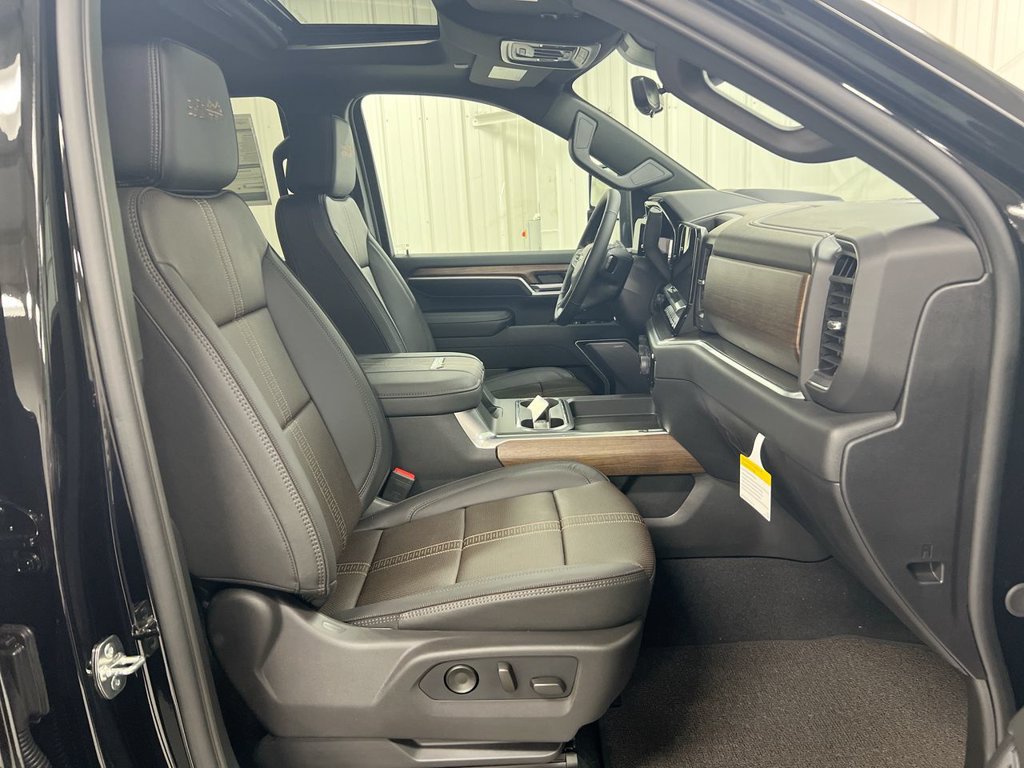 New 2026 Chevrolet Silverado 2500 High Country w/ High Country Premium Package AWD/4WD image 23