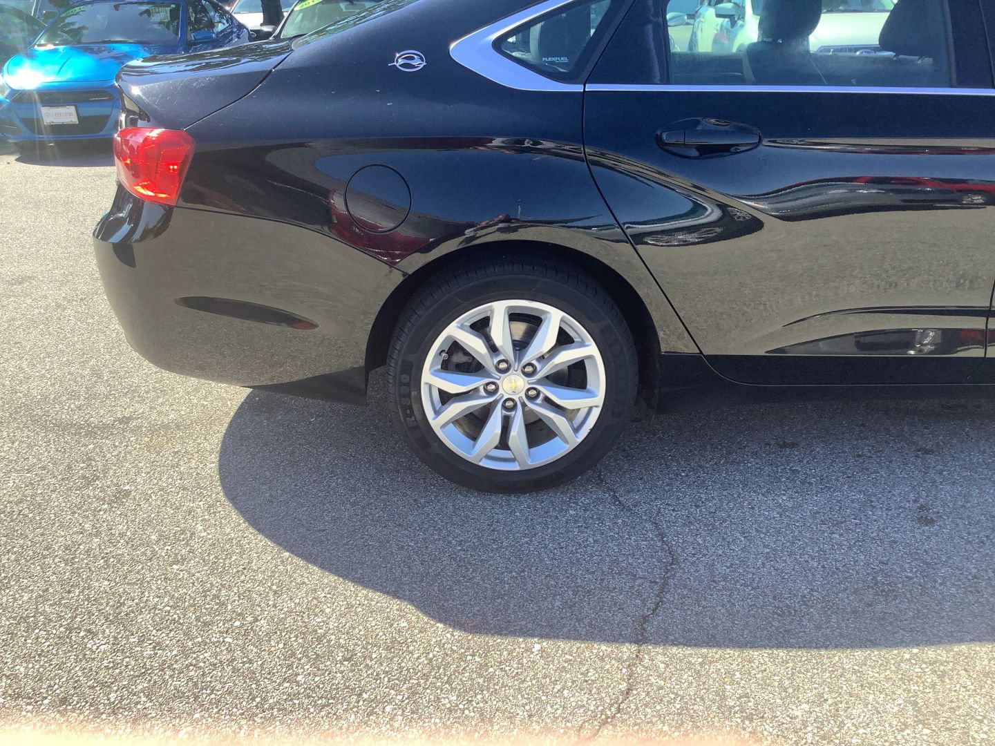 Used 2017 Chevrolet Impala LT FWD image 28