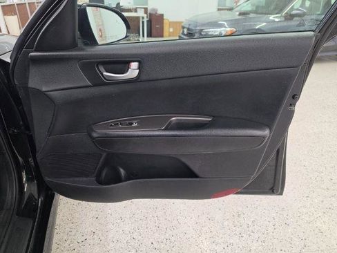 Used 2019 Kia Optima S FWD image 28