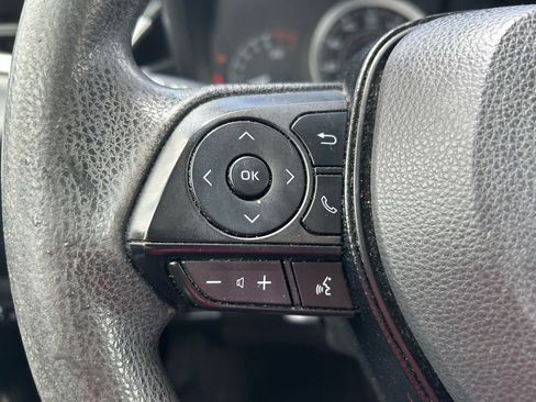Used 2020 Toyota Corolla LE FWD image 20