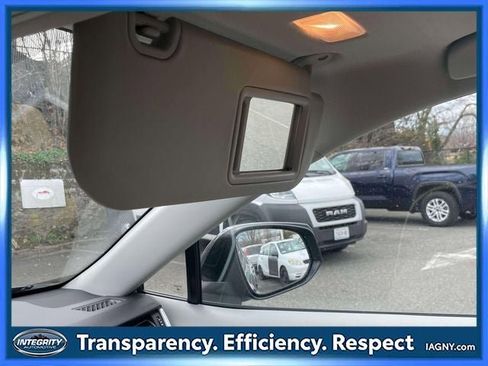 Used 2021 Toyota RAV4 XLE w/ Convenience Package image 33