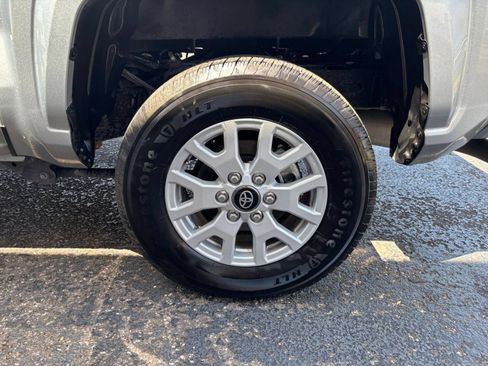 Used 2026 Toyota Tacoma SR5 RWD image 28