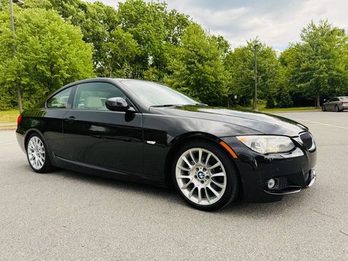 Used 2012 BMW 328i Coupe w/ Premium Pkg RWD image 3