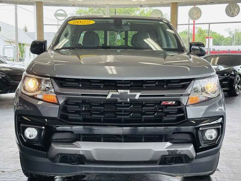 Used 2022 Chevrolet Colorado Z71 AWD/4WD image 19