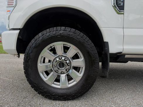 Used 2020 Ford F350 Platinum w/ Snow Plow Prep Package AWD/4WD image 22