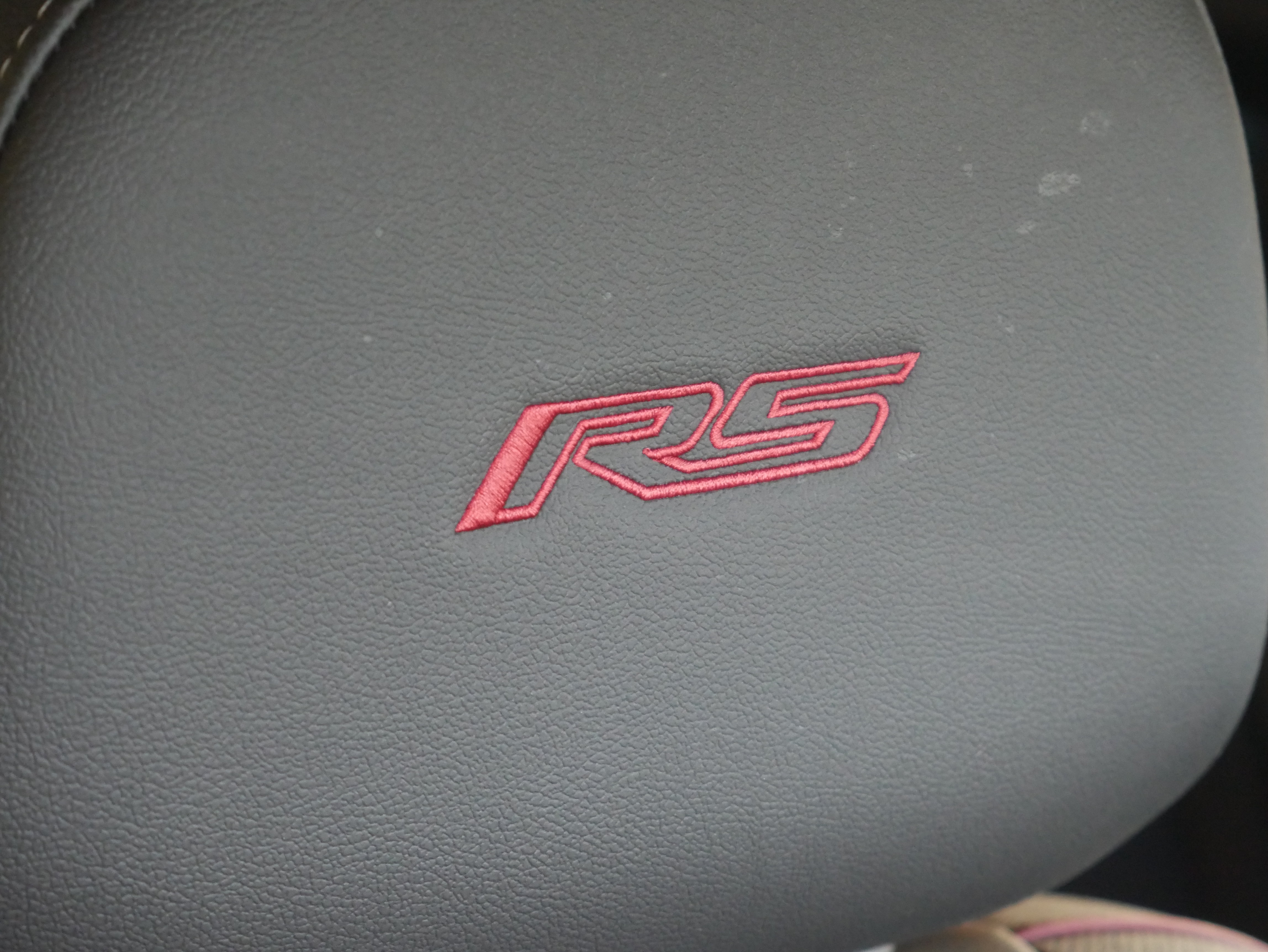 Used 2025 Chevrolet Trax RS w/ Driver Confidence Package FWD image 18