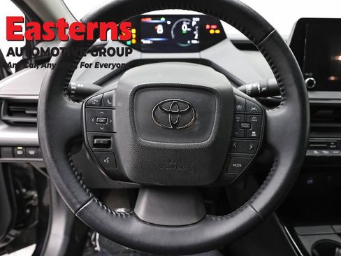 Used 2023 Toyota Prius LE FWD image 10