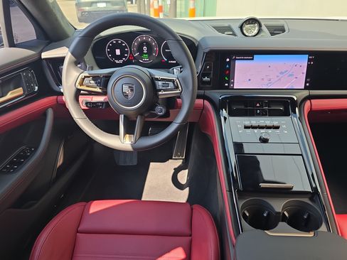 Certified 2025 Porsche Panamera Turbo AWD/4WD image 17
