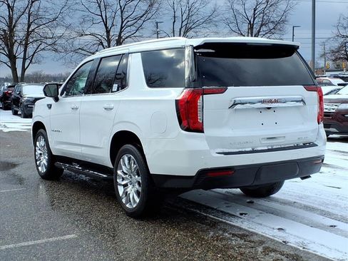 Used 2022 GMC Yukon SLE w/ Gmc Pro Safety Plus Package image 3