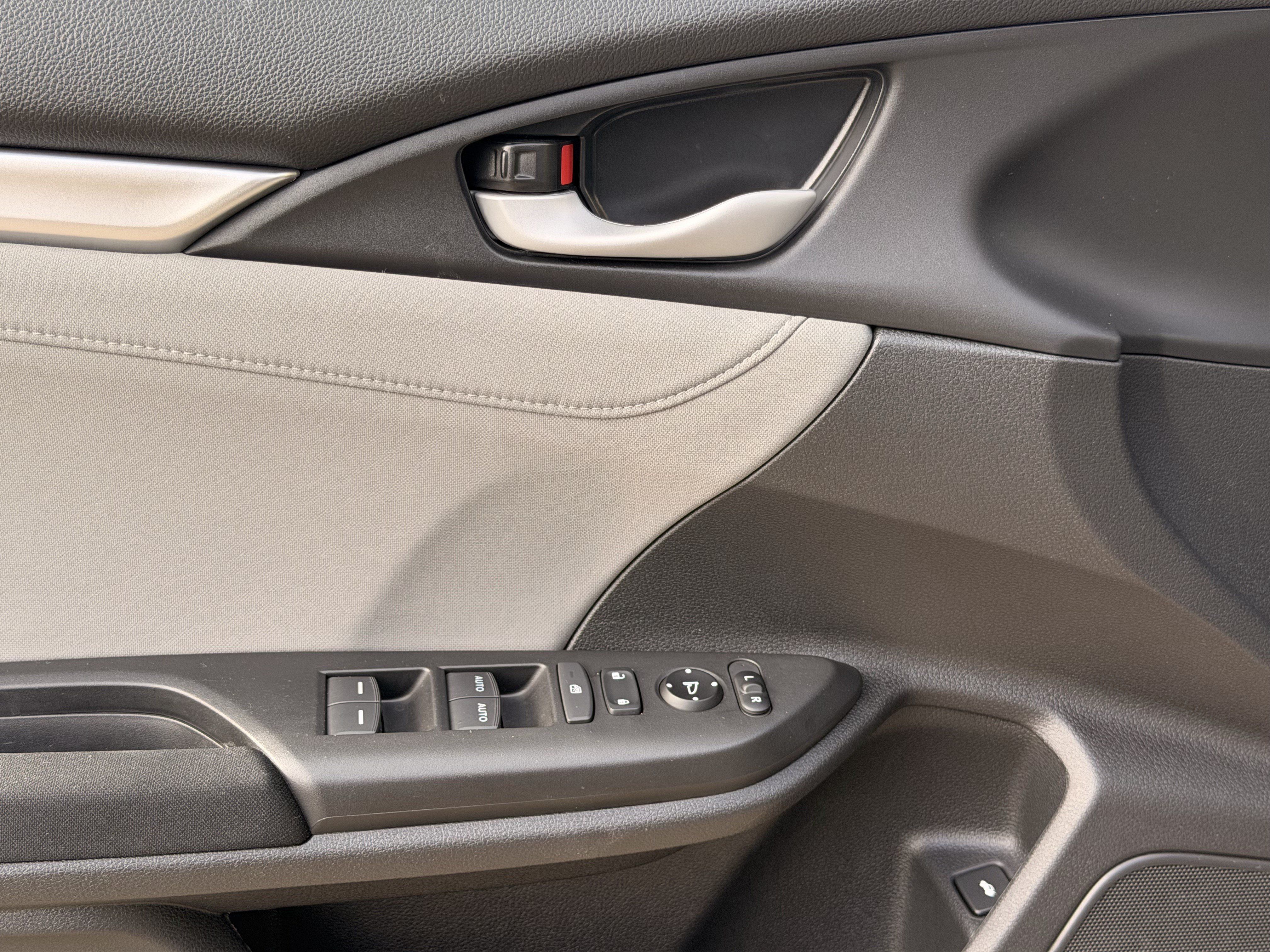 Certified 2021 Honda Civic EX image 10