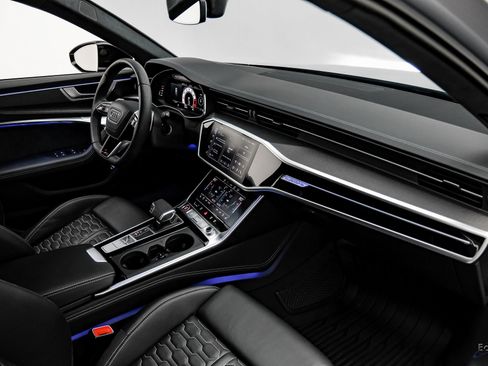 Used 2025 Audi RS 6 performance image 44