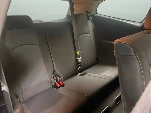 Used 2016 Chevrolet Traverse LT w/ Style and Technology Package FWD image 15