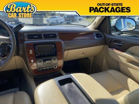 Used 2010 Chevrolet Avalanche LTZ image 21