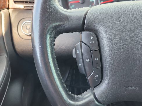 Used 2013 Chevrolet Impala LT image 32