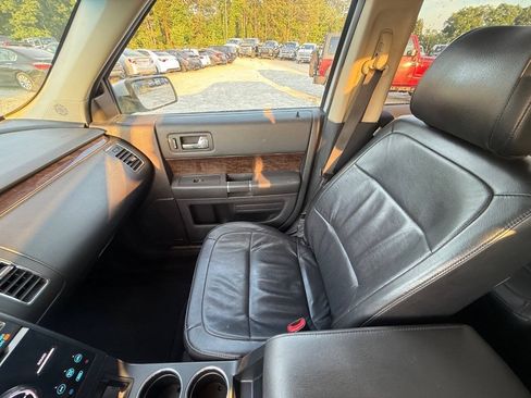 Used 2019 Ford Flex Limited AWD/4WD image 19