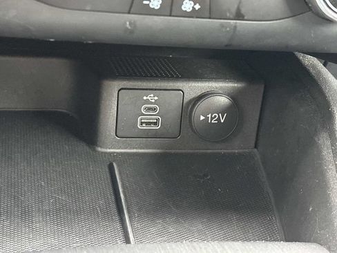 Used 2025 Ford Escape Active AWD/4WD image 27