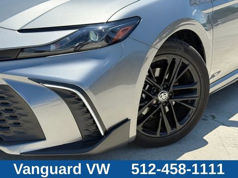 Used 2025 Toyota Camry SE w/ Multimedia Upgrade Package FWD image 5