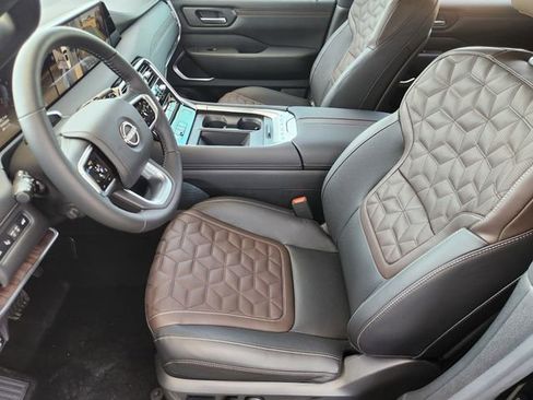 New 2025 Nissan Armada Platinum w/ Convenience Package image 10