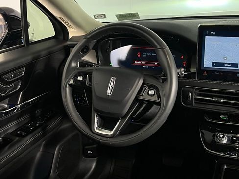 Used 2024 Lincoln Corsair Grand Touring image 14