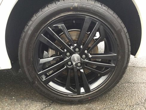 Used 2018 Audi Q5 2.0T Premium Plus w/ Premium Plus Package image 42