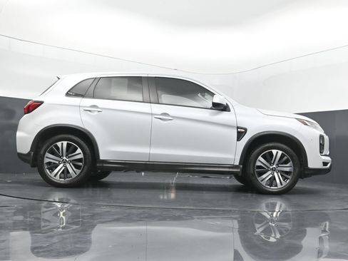 Used 2022 Mitsubishi Outlander Sport ES AWD/4WD image 39