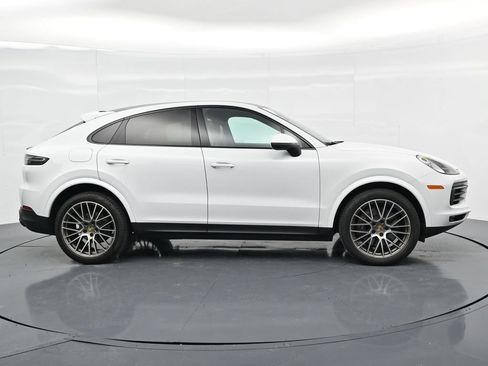 Certified 2022 Porsche Cayenne Platinum Edition AWD/4WD image 8