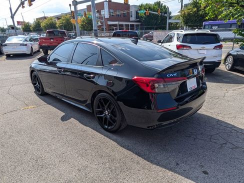 Used 2022 Honda Civic Sport image 8