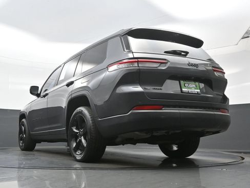 Used 2022 Jeep Grand Cherokee L Limited w/ Luxury Tech Group II AWD/4WD image 33