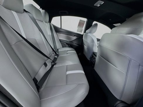 New 2026 Toyota Camry SE image 27