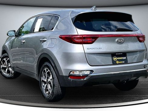 Used 2022 Kia Sportage LX AWD/4WD image 4