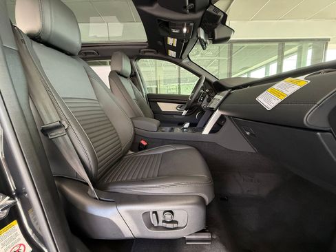 New 2026 Land Rover Discovery Sport Landmark AWD/4WD image 25