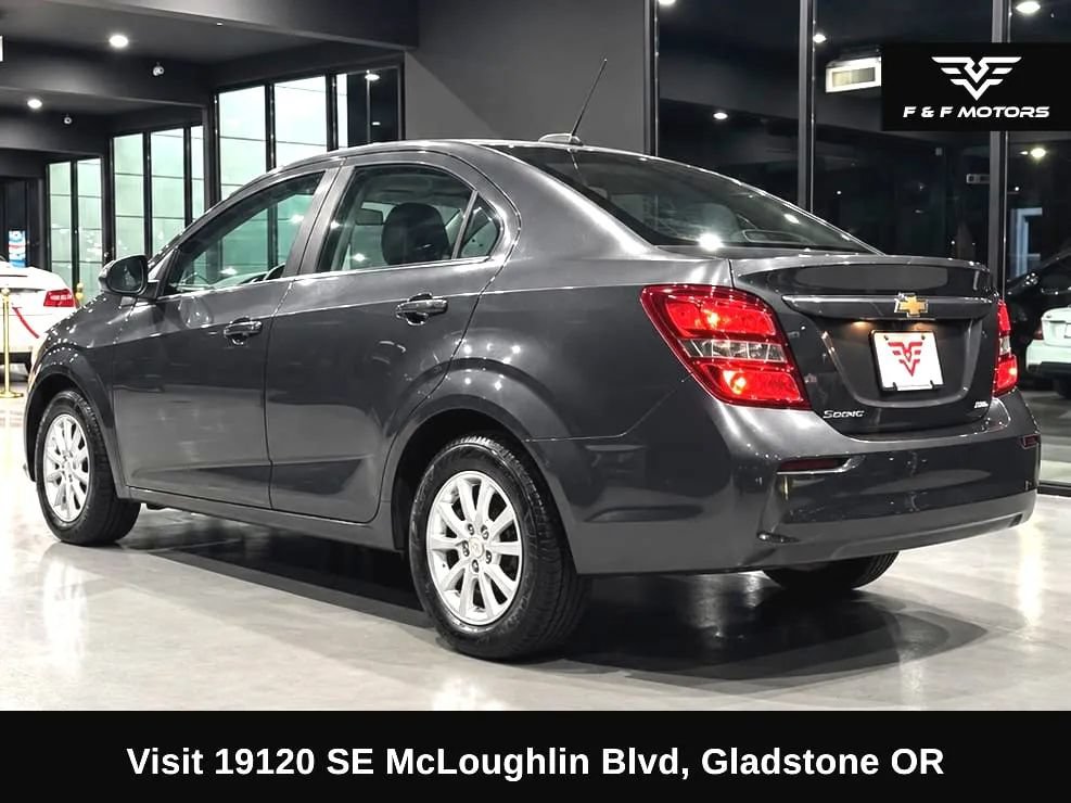 Used 2017 Chevrolet Sonic LT FWD image 4
