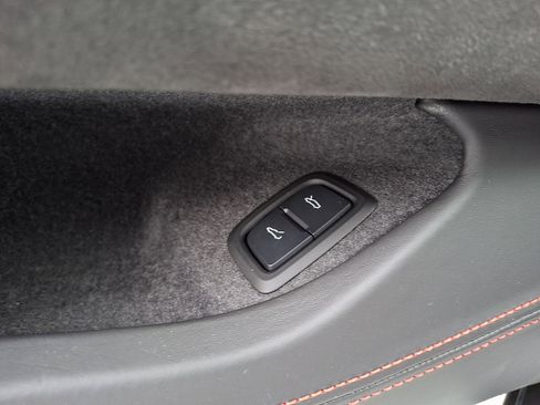 Used 2023 Chevrolet Corvette Stingray Premium Cpe w/ Z51 Performance Package image 25