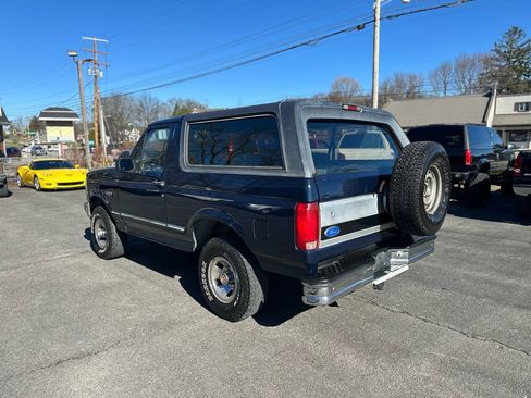 Used 1993 Ford Bronco XLT AWD/4WD image 3