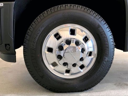 Used 2024 GMC Sierra 3500 Denali Ultimate image 8