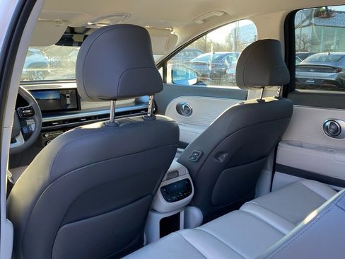 Used 2026 Hyundai Ioniq 9 SEL image 26