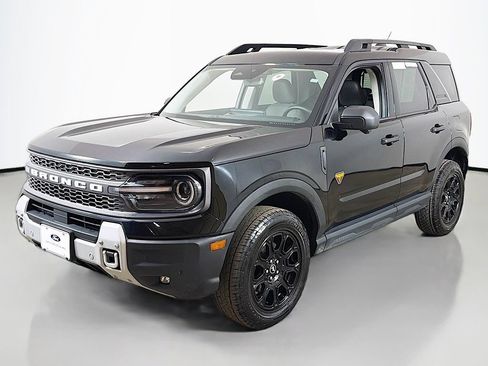 Used 2025 Ford Bronco Sport Badlands AWD/4WD image 8