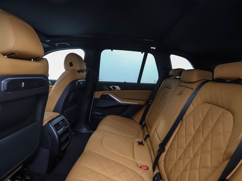 New 2026 BMW X5 xDrive50e w/ Executive Package image 22