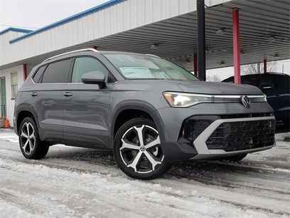 New 2025 Volkswagen Taos SEL