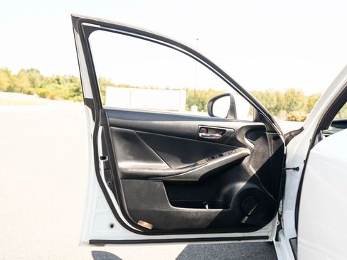 Used 2014 Lexus IS 350 AWD w/ F Sport Package image 43