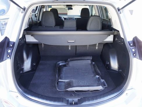 Used 2018 Toyota RAV4 LE w/ All Weather Liner Package image 8