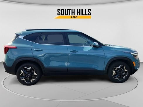 Certified 2025 Kia Seltos EX AWD/4WD image 6