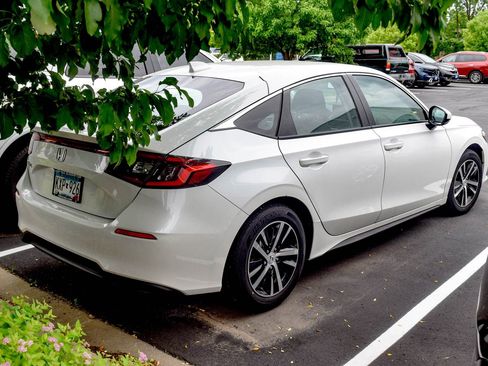 Used 2023 Honda Civic LX image 16