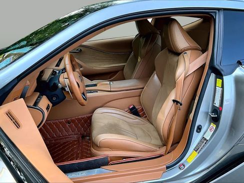 Used 2018 Lexus LC 500 Coupe RWD image 9