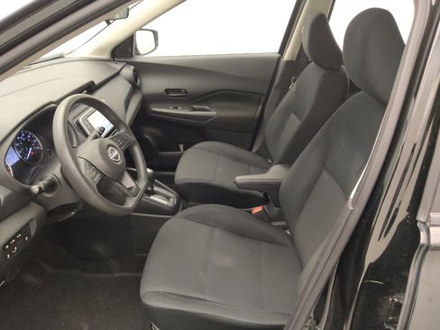Used 2024 Nissan Kicks S FWD image 17