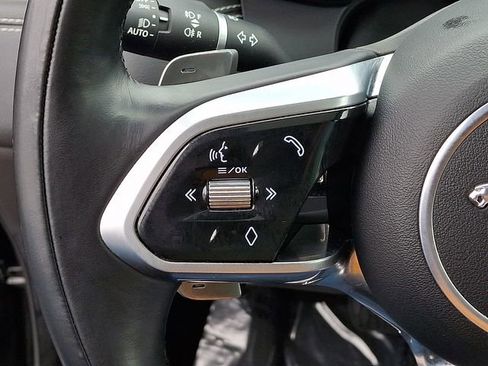 Used 2024 Jaguar F-PACE R-Dynamic S image 26