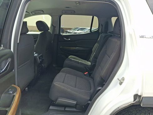 Used 2017 GMC Acadia SLE FWD image 12