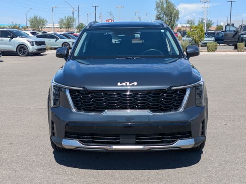 Certified 2024 Kia Sorento S w/ Panoramic Sunroof Package FWD image 8