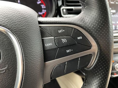 Used 2021 Dodge Durango SXT AWD/4WD image 20