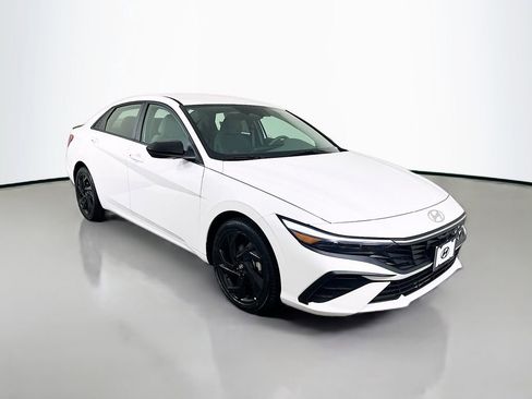 New 2026 Hyundai Elantra Sport image 3